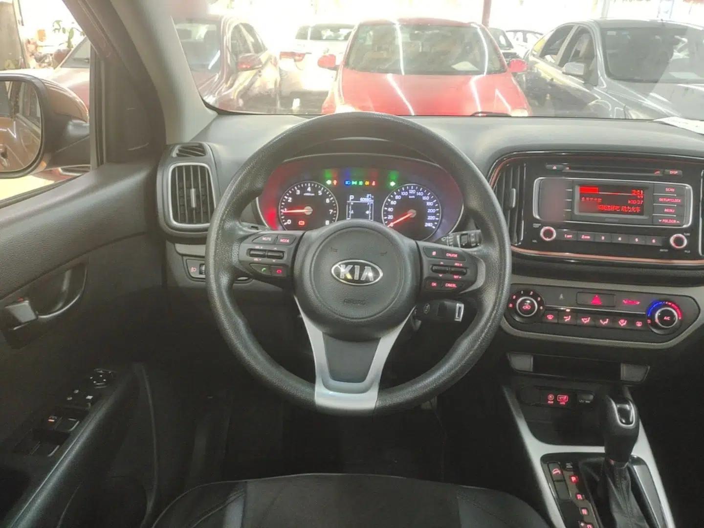 Kia KX3 2015 1.6L Automatic Two-Wheel Drive GLS — миниатюра 14
