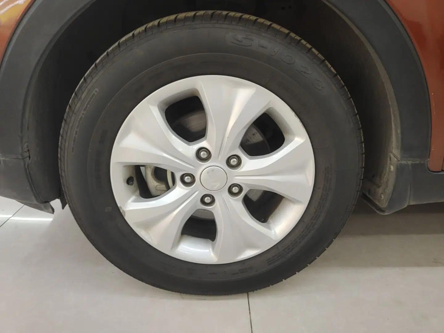 Kia KX3 2015 1.6L Automatic Two-Wheel Drive GLS — миниатюра 8