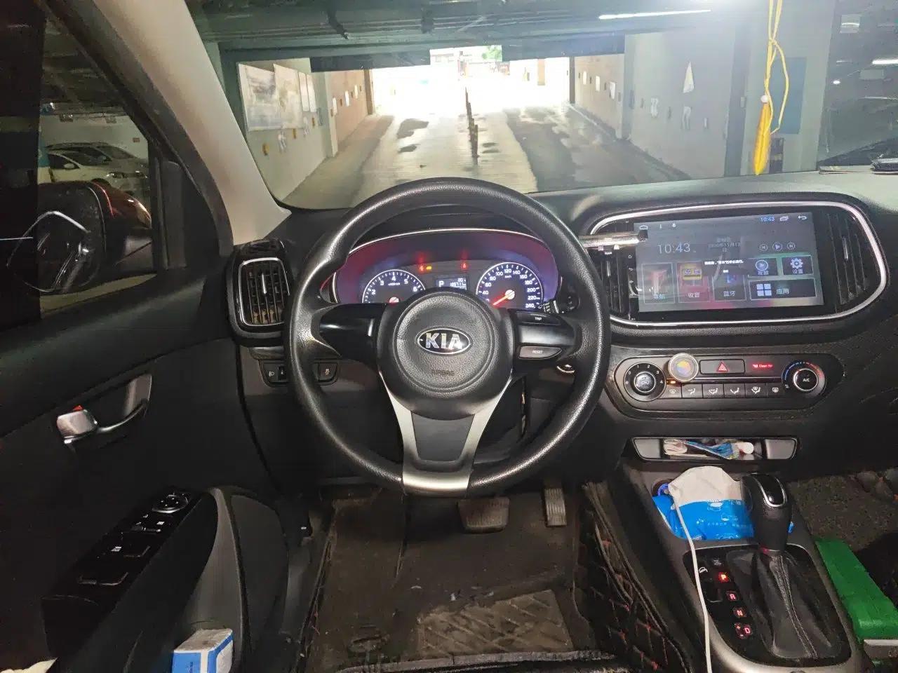 Kia KX3 2015 1.6L Automatic Two-Wheel Drive DLX — миниатюра 11