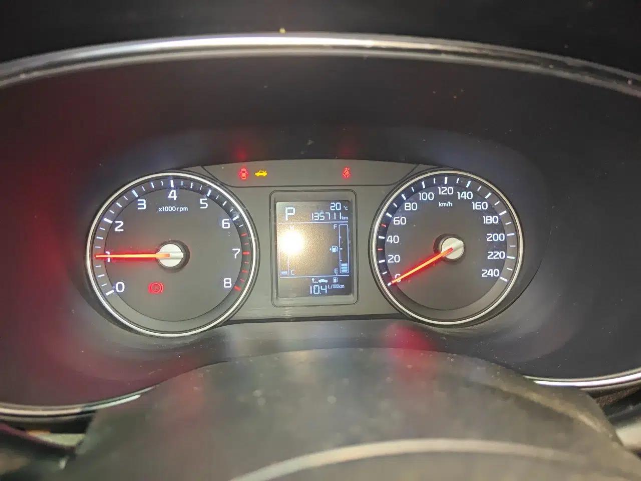 Kia KX3 2015 1.6L Automatic Two-Wheel Drive DLX — миниатюра 12