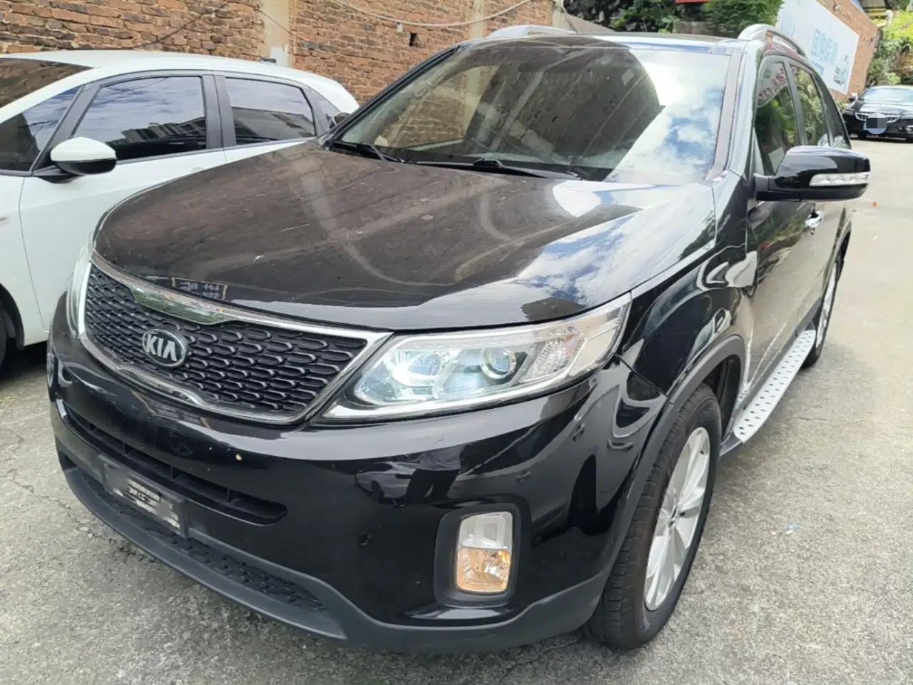 Kia Sorento 2013 2.4L 7-seat Gasoline Luxury Edition — миниатюра 1