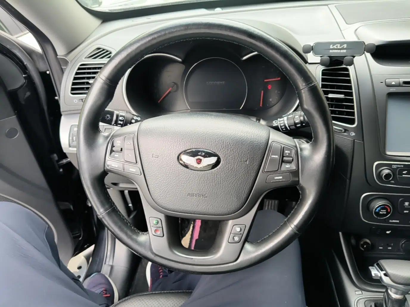 Kia Sorento 2013 2.4L 7-seat Gasoline Luxury Edition — миниатюра 14
