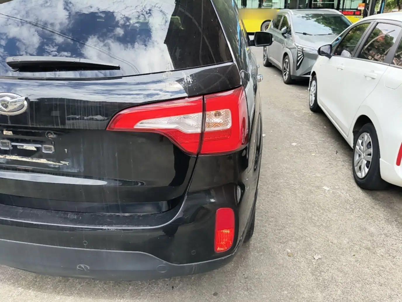 Kia Sorento 2013 2.4L 7-seat Gasoline Luxury Edition — миниатюра 7