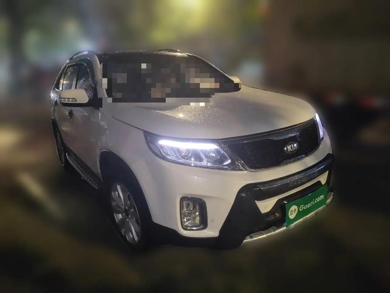 Kia Sorento 2013 2.4L 5-Seater Gasoline Comfort Edition — миниатюра 3