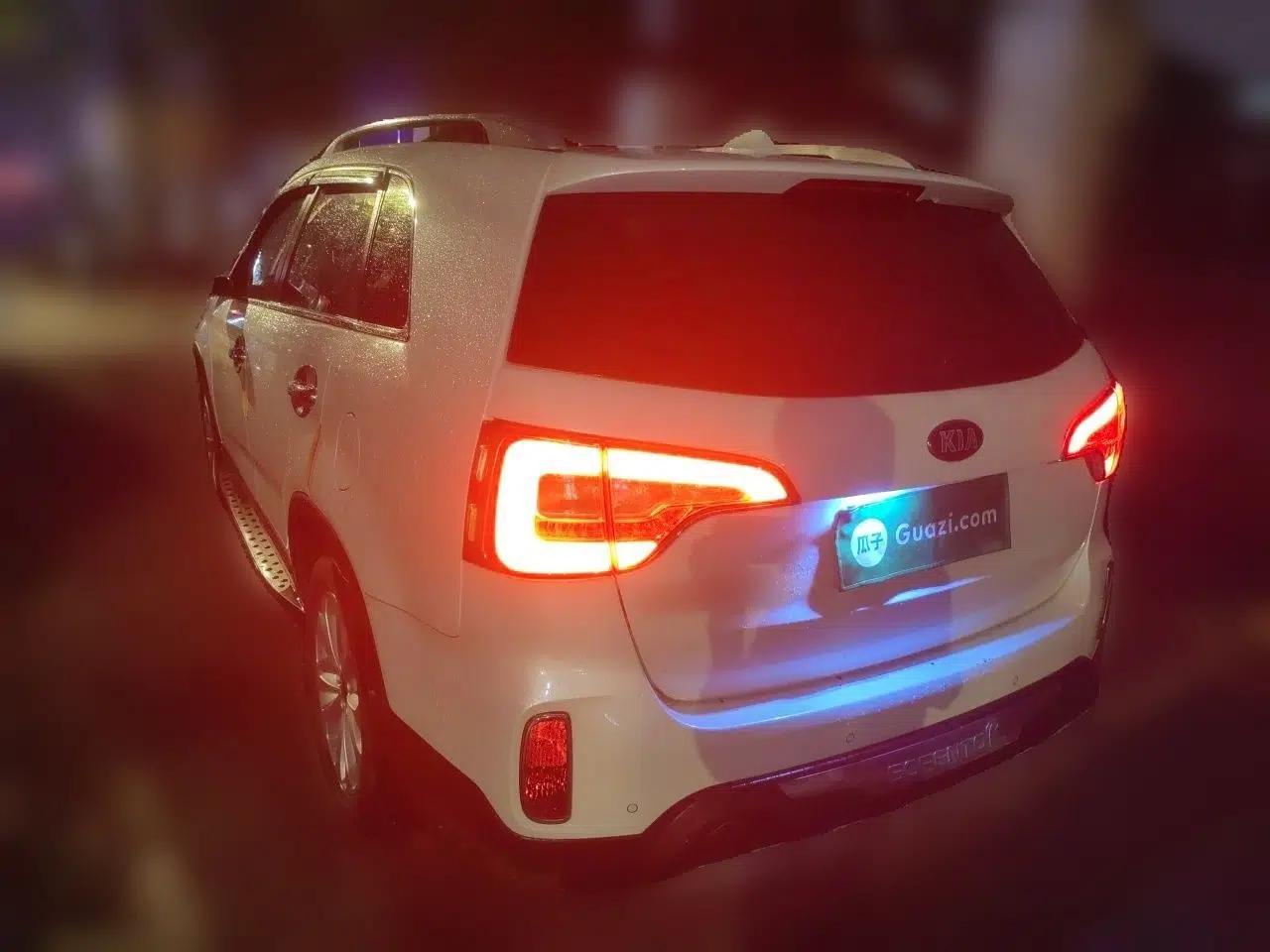 Kia Sorento 2013 2.4L 5-Seater Gasoline Comfort Edition — миниатюра 4