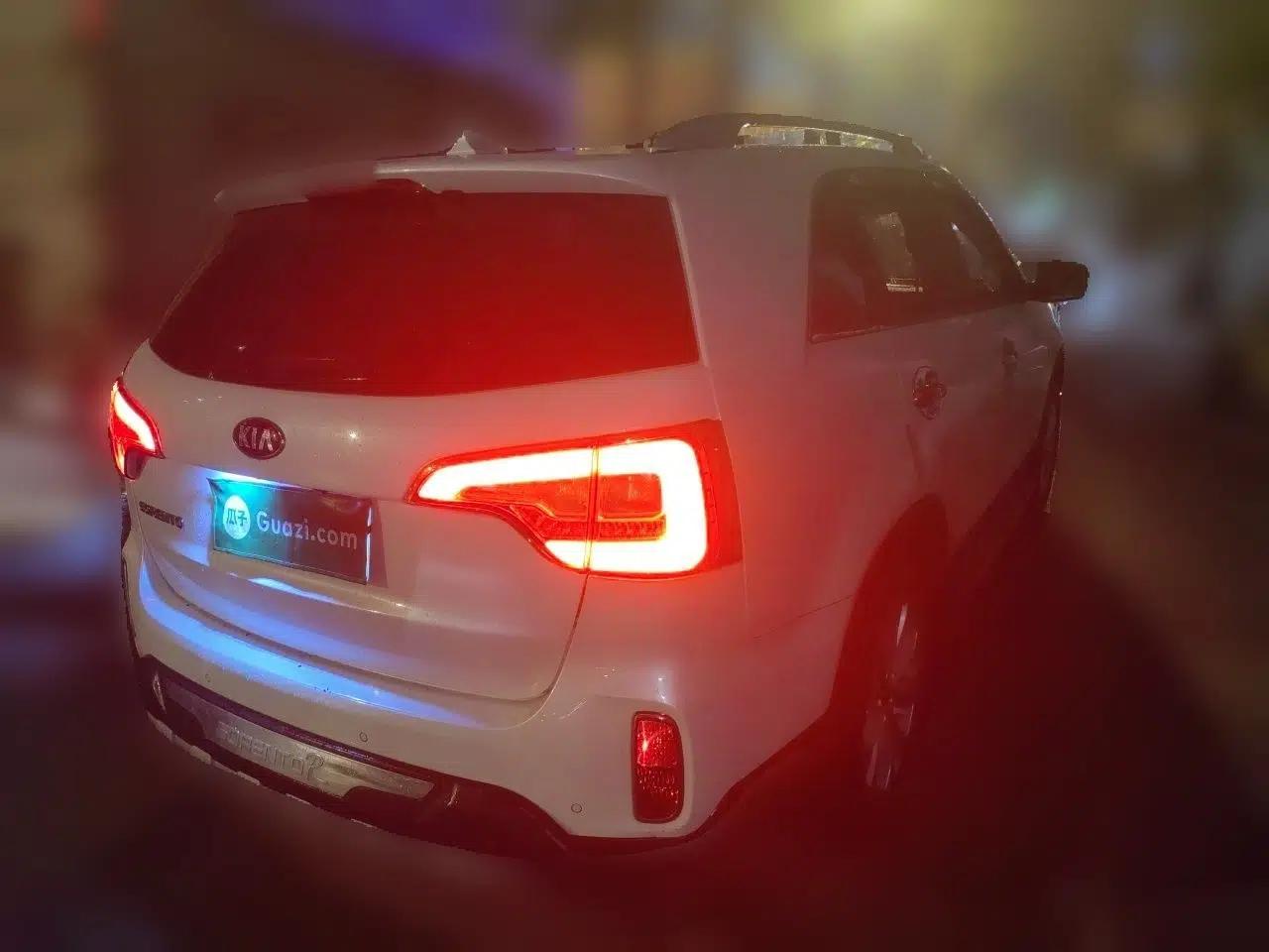 Kia Sorento 2013 2.4L 5-Seater Gasoline Comfort Edition — миниатюра 6