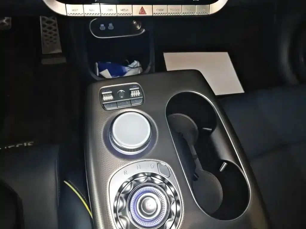 Genesis GV60 2023 Dual Motor All-Wheel Drive High-Performance Flagship Edition — миниатюра 14