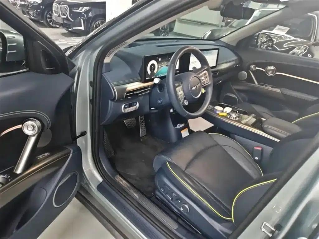 Genesis GV60 2023 Dual Motor All-Wheel Drive High-Performance Flagship Edition — миниатюра 16