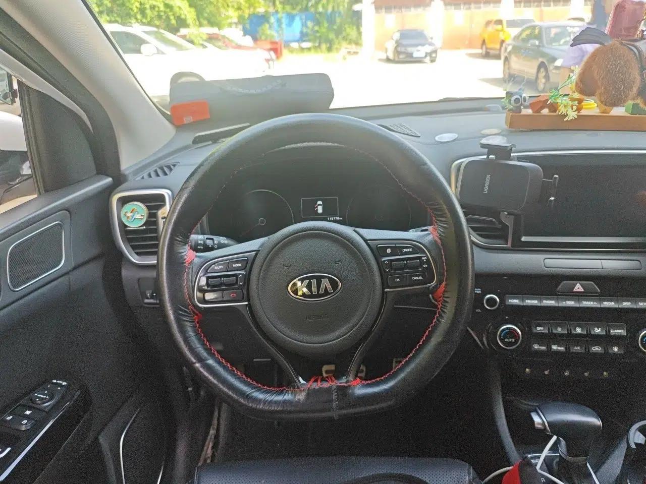 Kia KX5 2016 1.6T Automatic Two-Wheel Drive Premium — миниатюра 11
