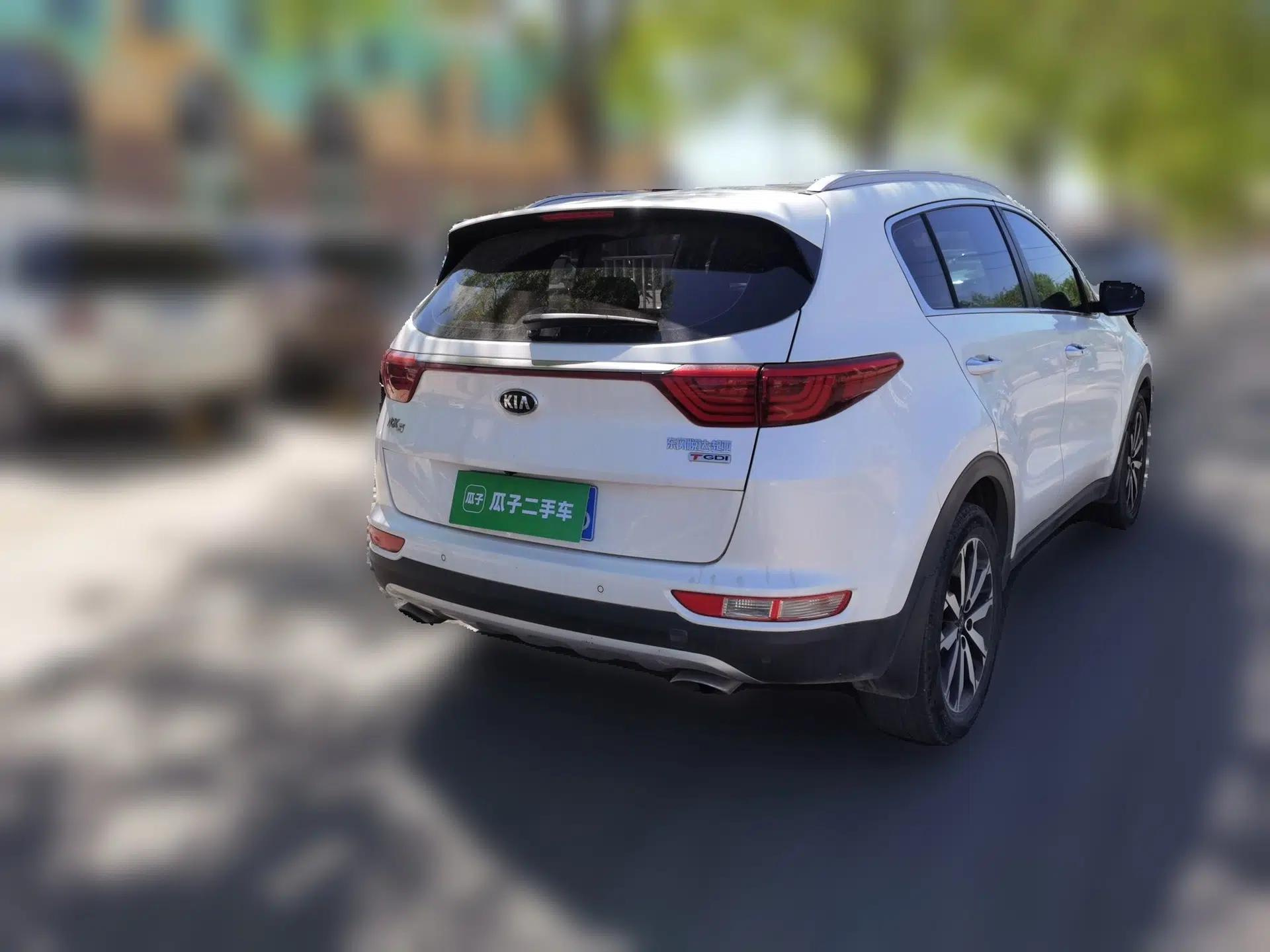 Kia KX5 2017 1.6T Automatic Two-Wheel Drive 15th Anniversary Special Edition DLX — миниатюра 6