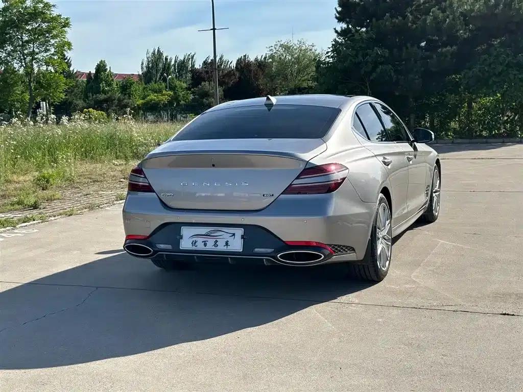 Genesis G70 2023 2.0T Rear-Wheel Drive Luxury Edition — миниатюра 6