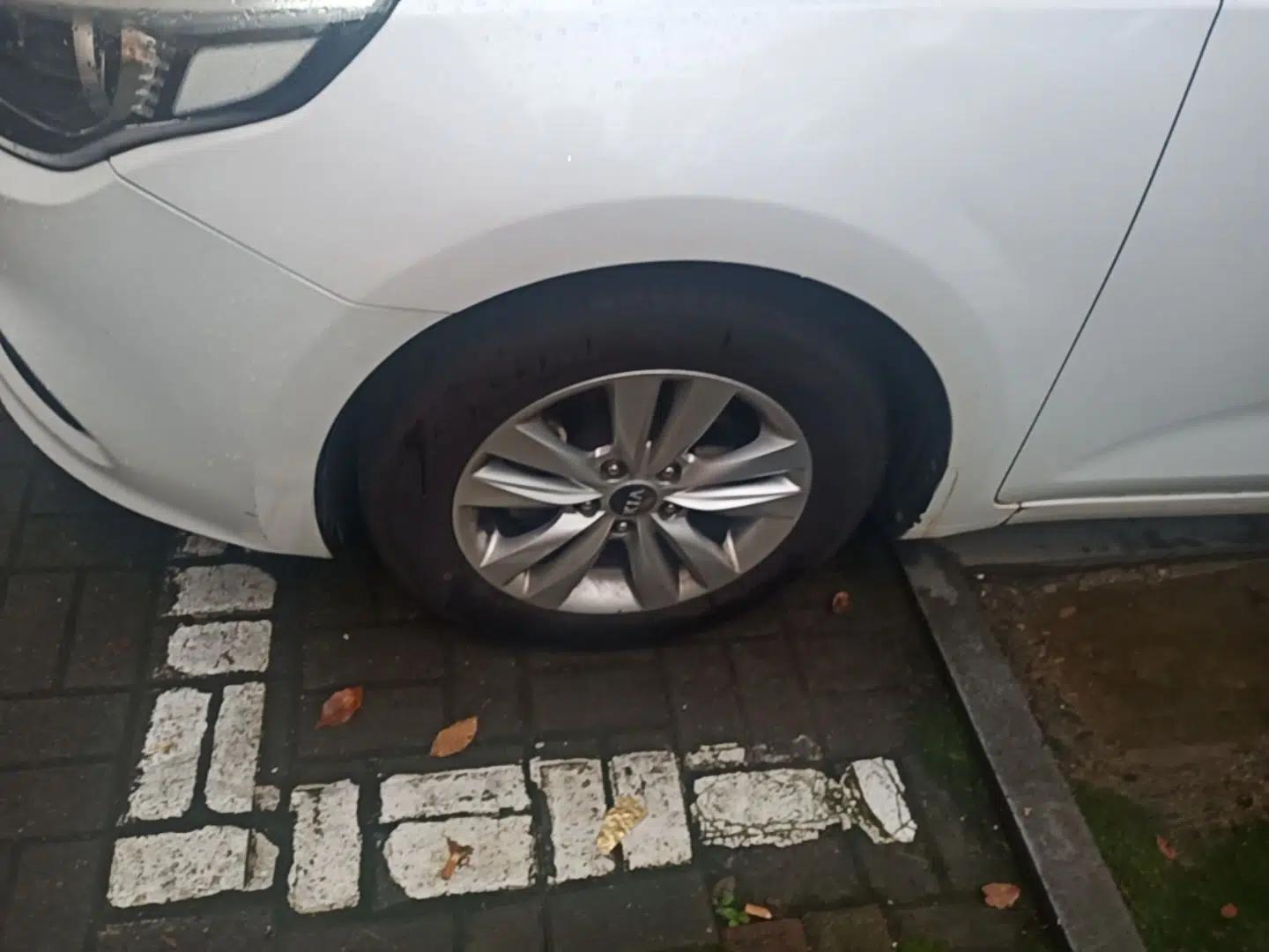 Kia K4 2014 1.8L Automatic GLS — миниатюра 8