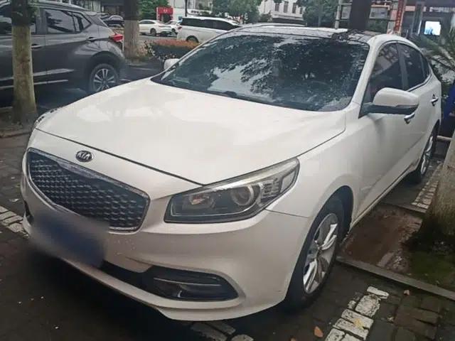 Kia K4 2014 1.8L Automatic GLS