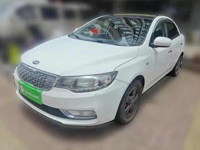 Kia Forte 2014 1.6L MT GL