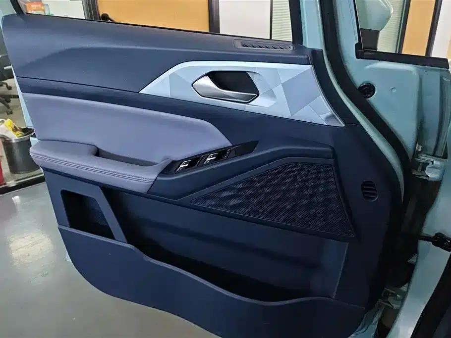 Geely Geometry E Firefly 2023 Model 401KM Thunder Tiger 5-Seater — миниатюра 7