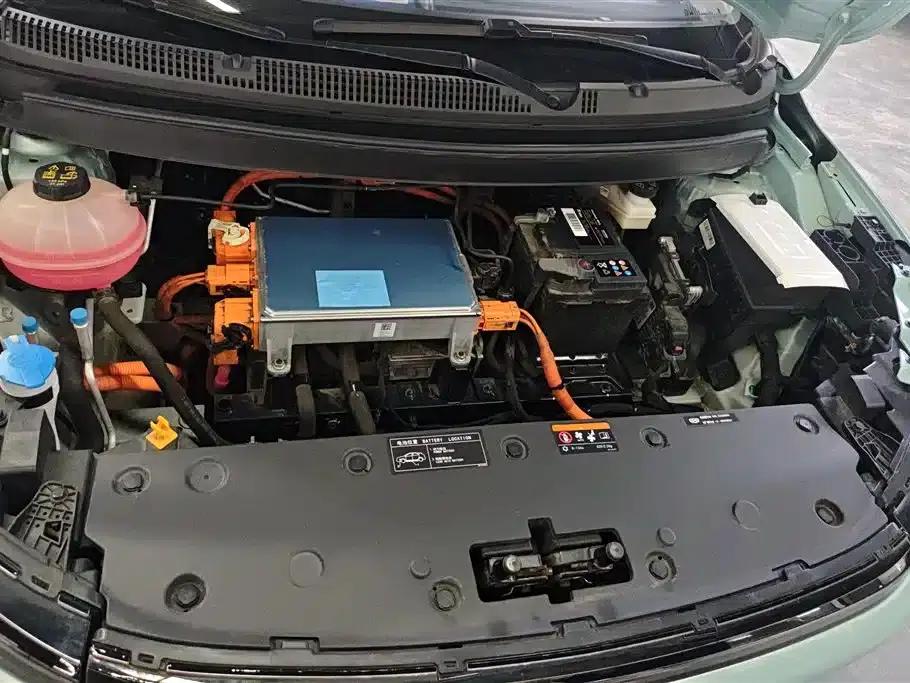 Geely Geometry E Firefly 2023 Model 401KM Thunder Tiger 5-Seater — миниатюра 10