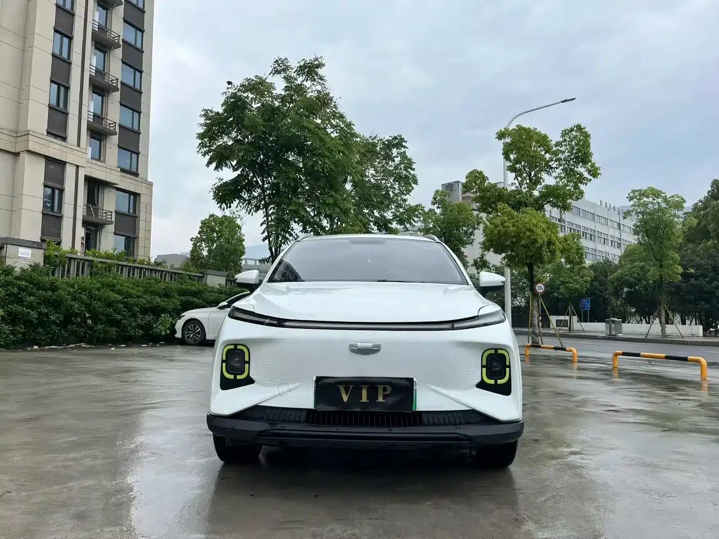 Geely Geometry E Firefly 2023 Model 320KM Cute Tiger 5-Seater — миниатюра 2