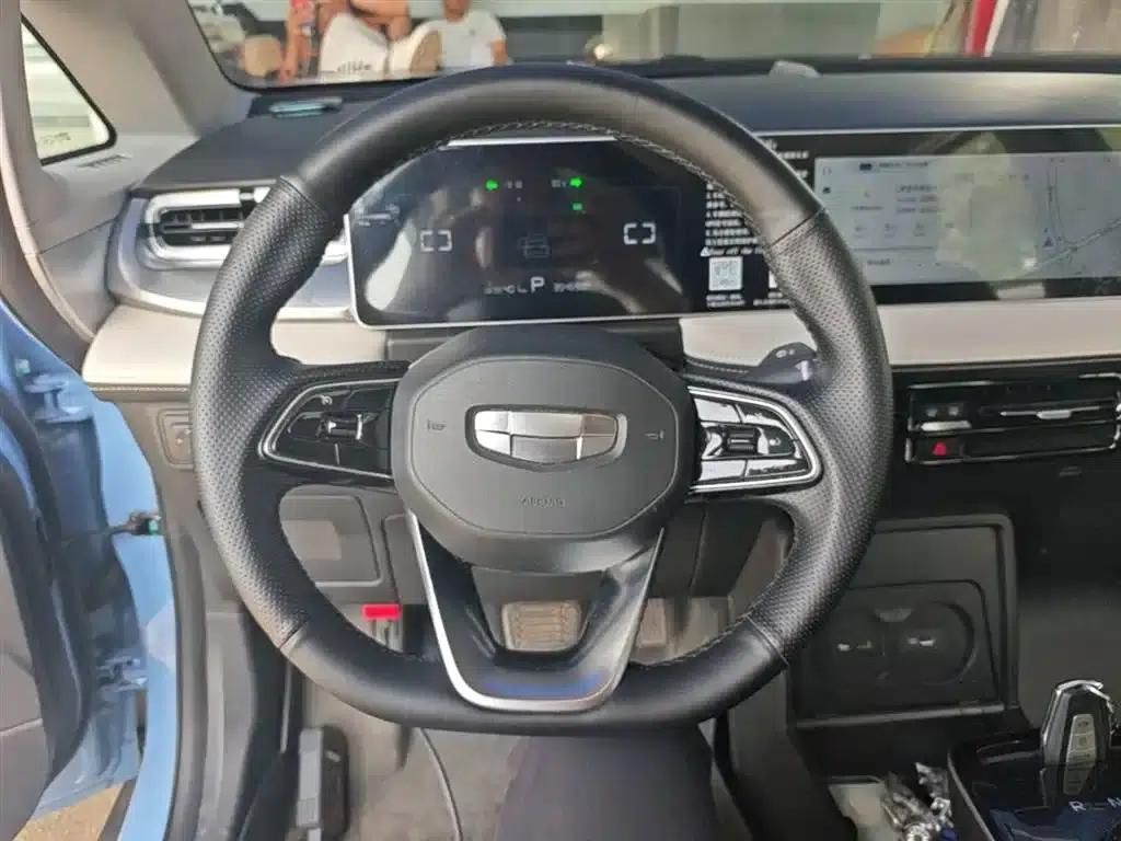 Geely Geometry E Firefly 2022 Model 401KM Linglong Tiger 4-Seater — миниатюра 11