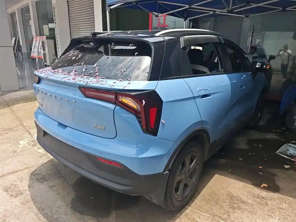 Geely Geometry E Firefly 2022 Model 401KM Linglong Tiger 4-Seater — миниатюра 7
