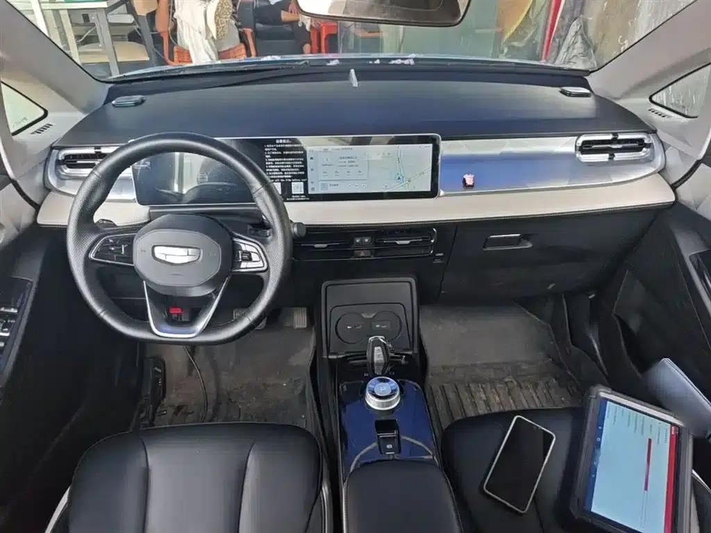 Geely Geometry E Firefly 2022 Model 401KM Linglong Tiger 4-Seater — миниатюра 10
