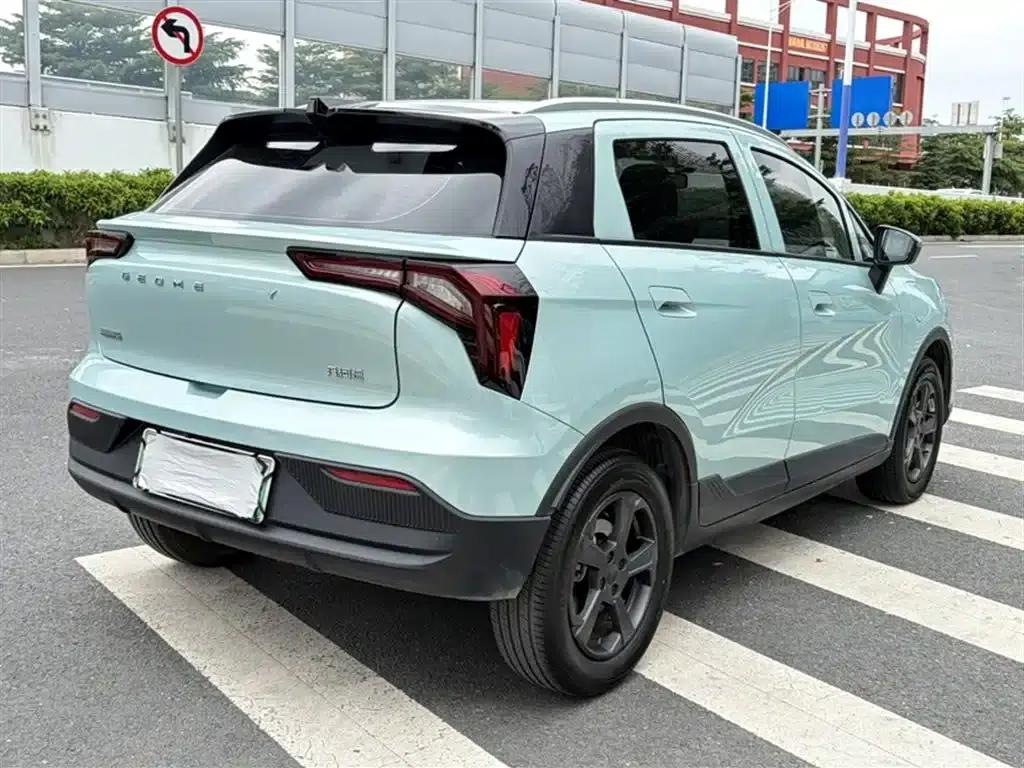 Geely Geometry E Firefly 2023 Model 320KM Cute Tiger 5-Seater — миниатюра 24