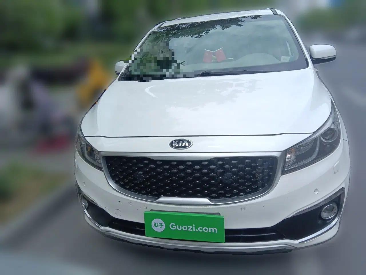 Kia Carnival 2015 2.2T Flagship Edition China IV Standard — миниатюра 2