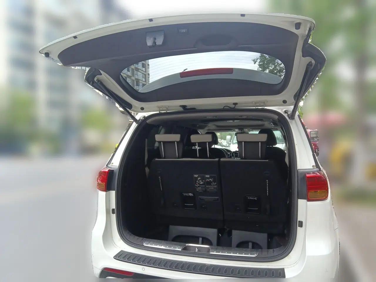 Kia Carnival 2015 2.2T Flagship Edition China IV Standard — миниатюра 20