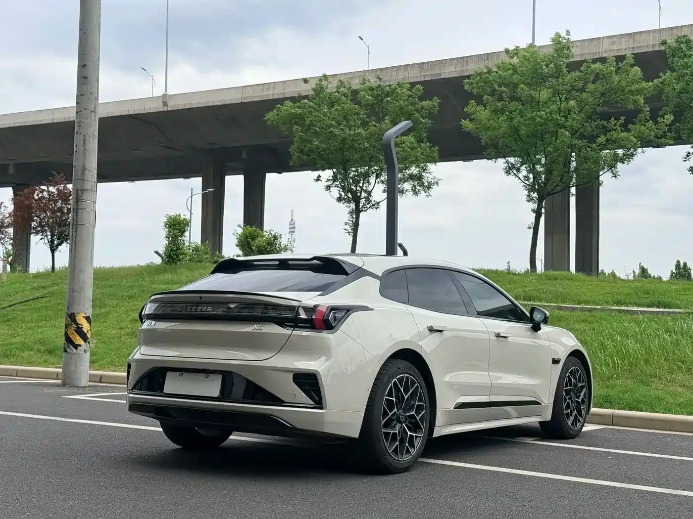 Extreme Krypton 001 2026 Model 103-degree Rear-Wheel Drive Max Edition — миниатюра 15