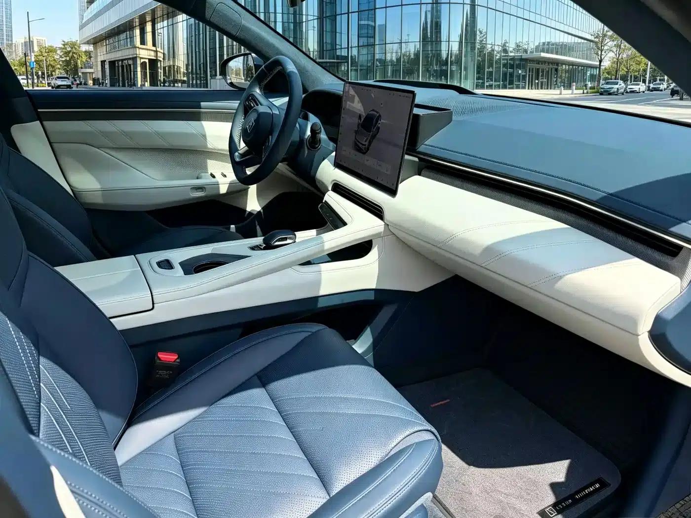 Extreme Krypton 001 2025 WE Edition 95kWh Four-Wheel Drive — миниатюра 11