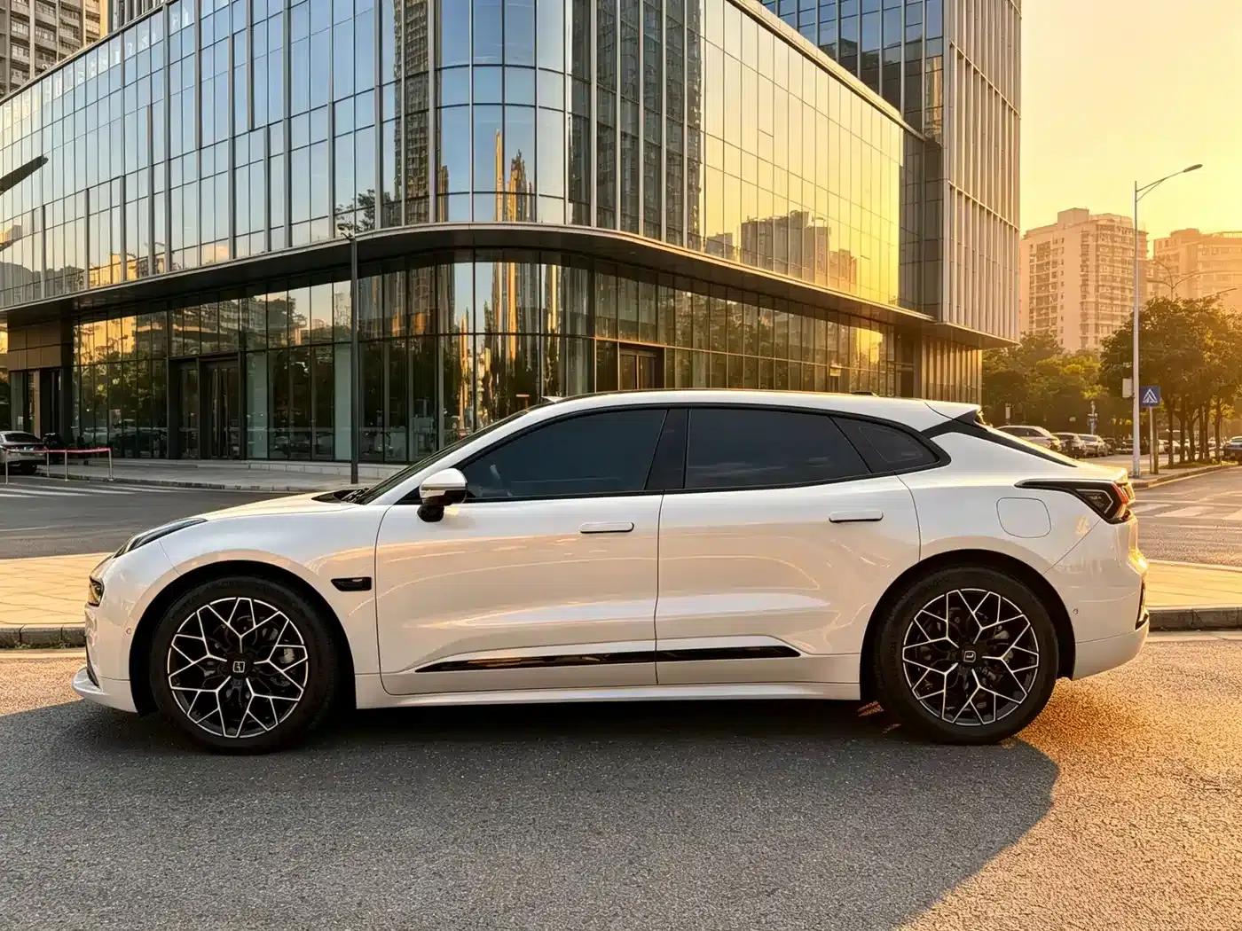 Extreme Krypton 001 2025 WE Edition 95kWh Four-Wheel Drive — миниатюра 3