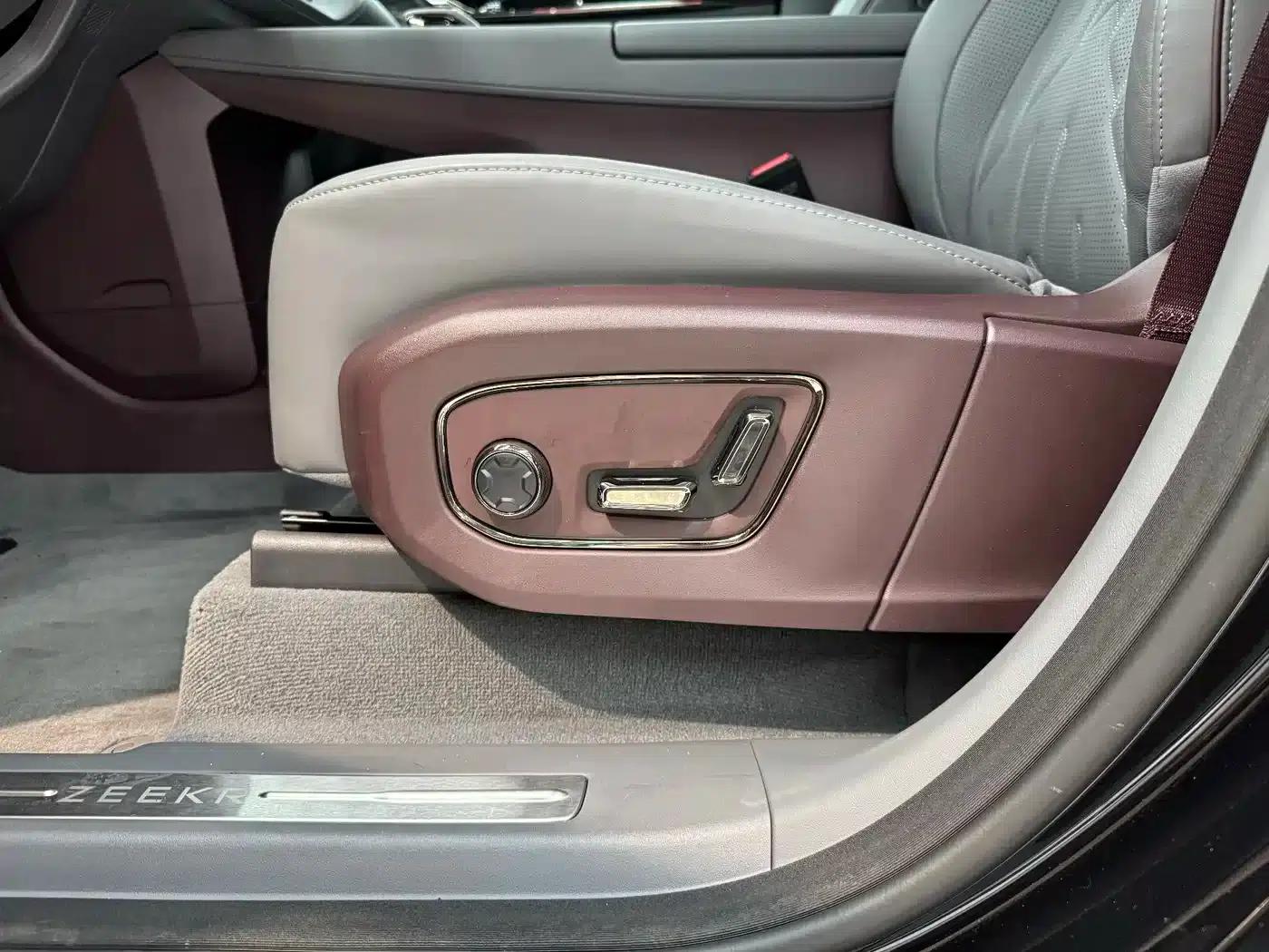 Jike 009 2024 Model Six-Seat Executive Edition AWD 108kWh — миниатюра 10