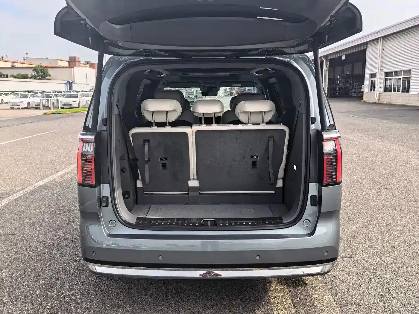 Extreme Krypton 009 2024 Model 7-Seat Aisle Edition 4WD 108kWh — миниатюра 12