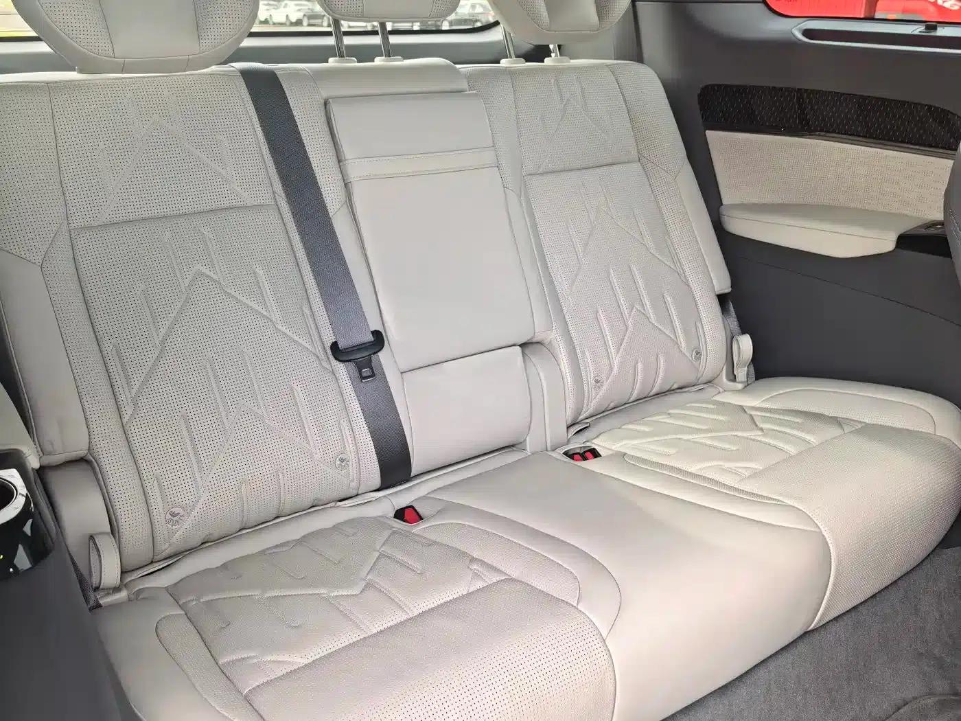 Extreme Krypton 009 2024 Model 7-Seat Aisle Edition 4WD 108kWh — миниатюра 14
