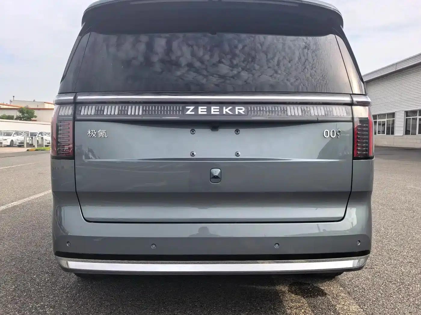 Extreme Krypton 009 2024 Model 7-Seat Aisle Edition 4WD 108kWh — миниатюра 8