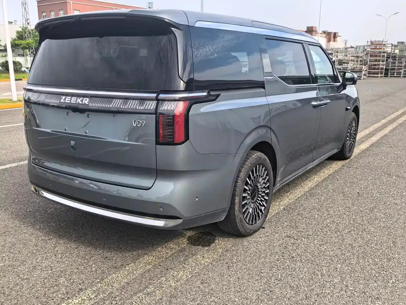 Extreme Krypton 009 2024 Model 7-Seat Aisle Edition 4WD 108kWh — миниатюра 10