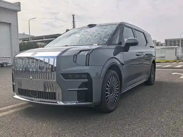 Extreme Krypton 009 2024 Model 7-Seat Aisle Edition 4WD 108kWh