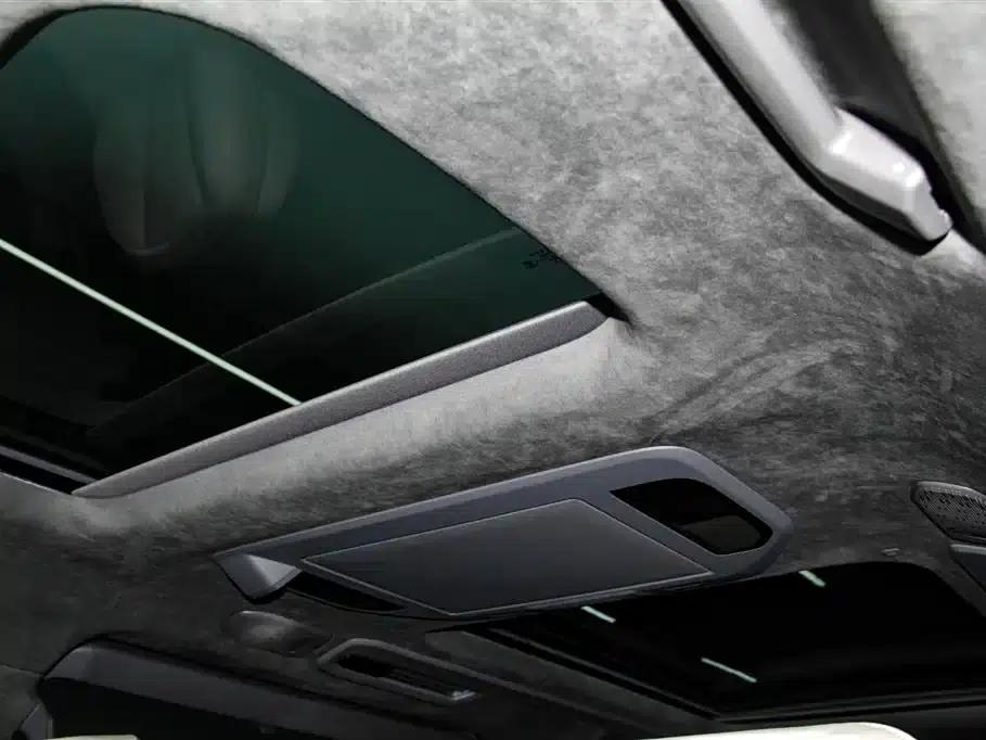 Jike 009 2024 Model Six-Seat Executive Edition AWD 108kWh — миниатюра 12