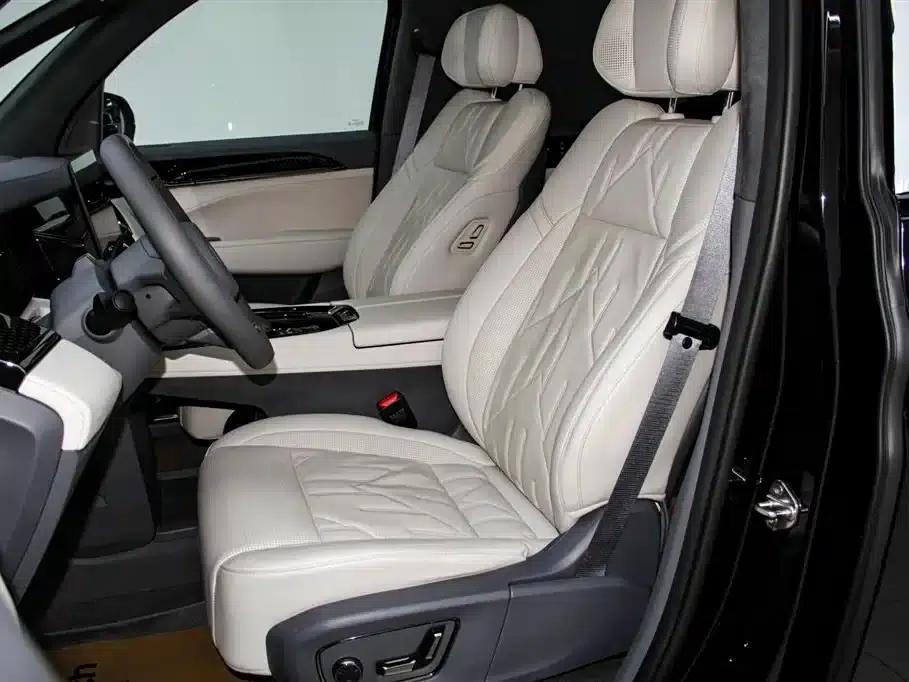Jike 009 2024 Model Six-Seat Executive Edition AWD 108kWh — миниатюра 16