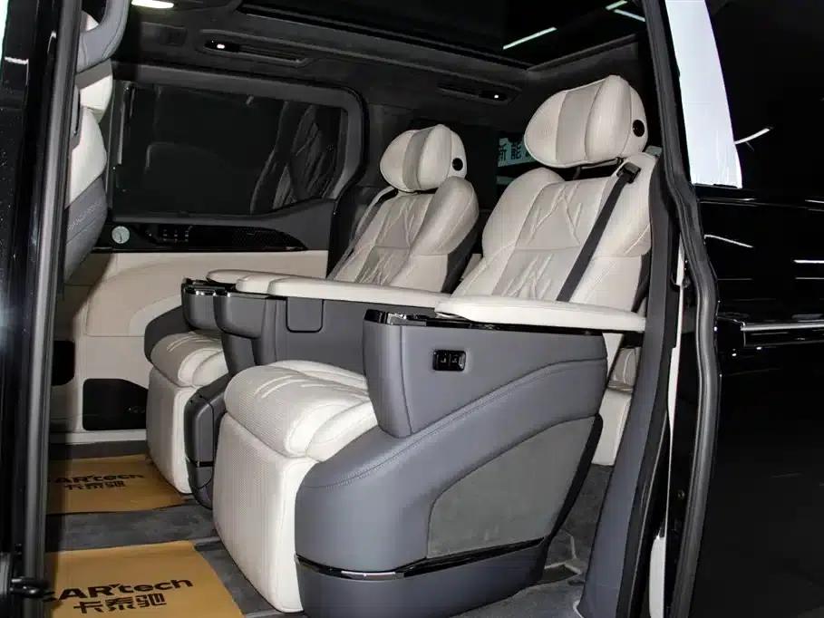 Jike 009 2024 Model Six-Seat Executive Edition AWD 108kWh — миниатюра 17