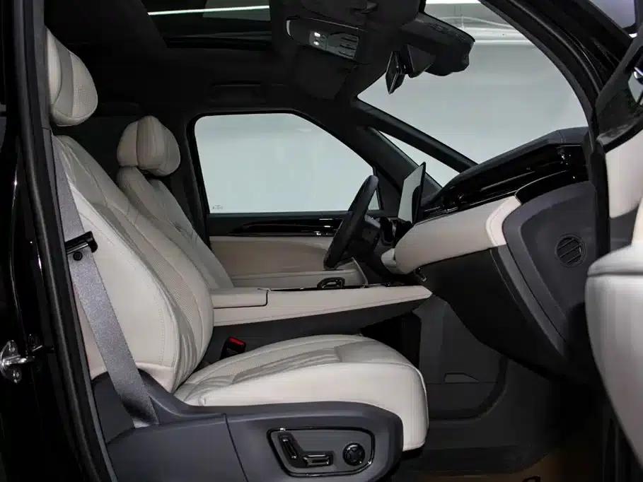 Jike 009 2024 Model Six-Seat Executive Edition AWD 108kWh — миниатюра 22