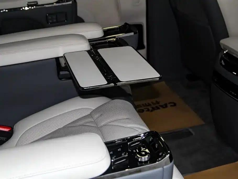Jike 009 2024 Model Six-Seat Executive Edition AWD 108kWh — миниатюра 24