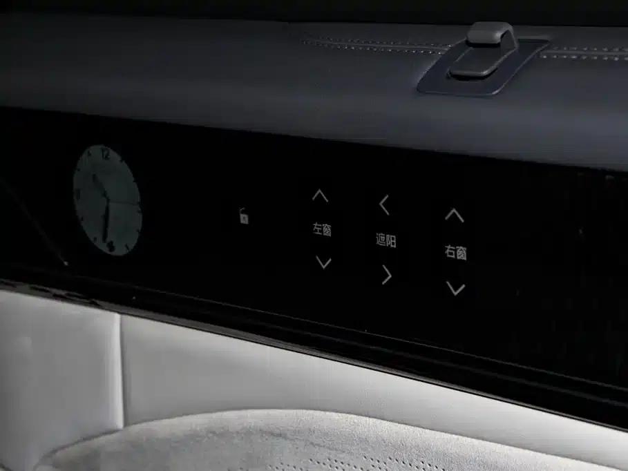 Jike 009 2024 Model Six-Seat Executive Edition AWD 108kWh — миниатюра 26
