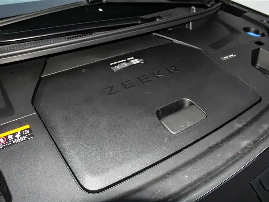 Jike 009 2024 Model Six-Seat Executive Edition AWD 108kWh — миниатюра 34