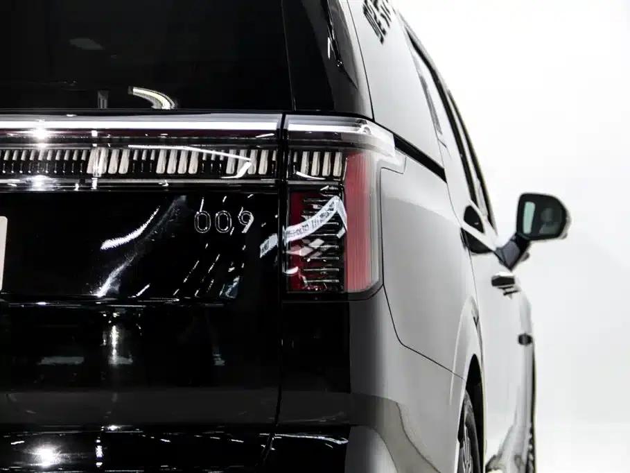 Jike 009 2024 Model Six-Seat Executive Edition AWD 108kWh — миниатюра 35