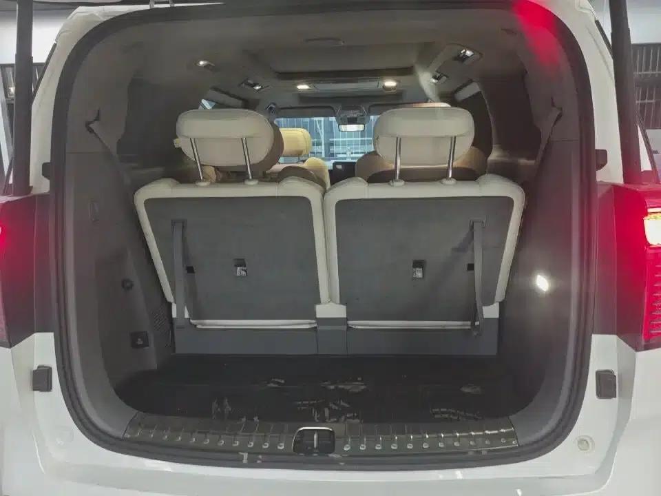 Jike 009 2024 Model Six-Seat Executive Edition AWD 108kWh — миниатюра 8