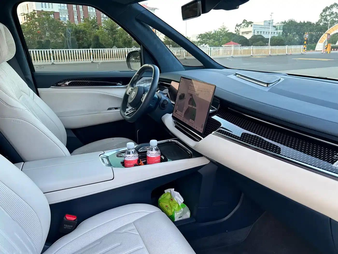 Extreme Krypton 009 2024 Model 7-Seat Aisle Edition 4WD 108kWh — миниатюра 5