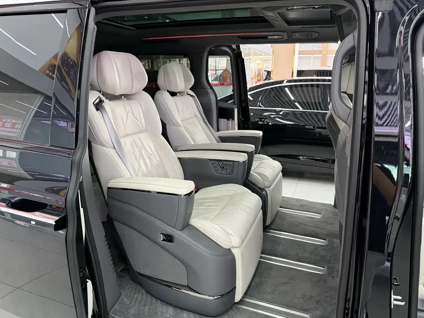 Extreme Krypton 009 2024 Model 7-Seat Aisle Edition 4WD 108kWh — миниатюра 13