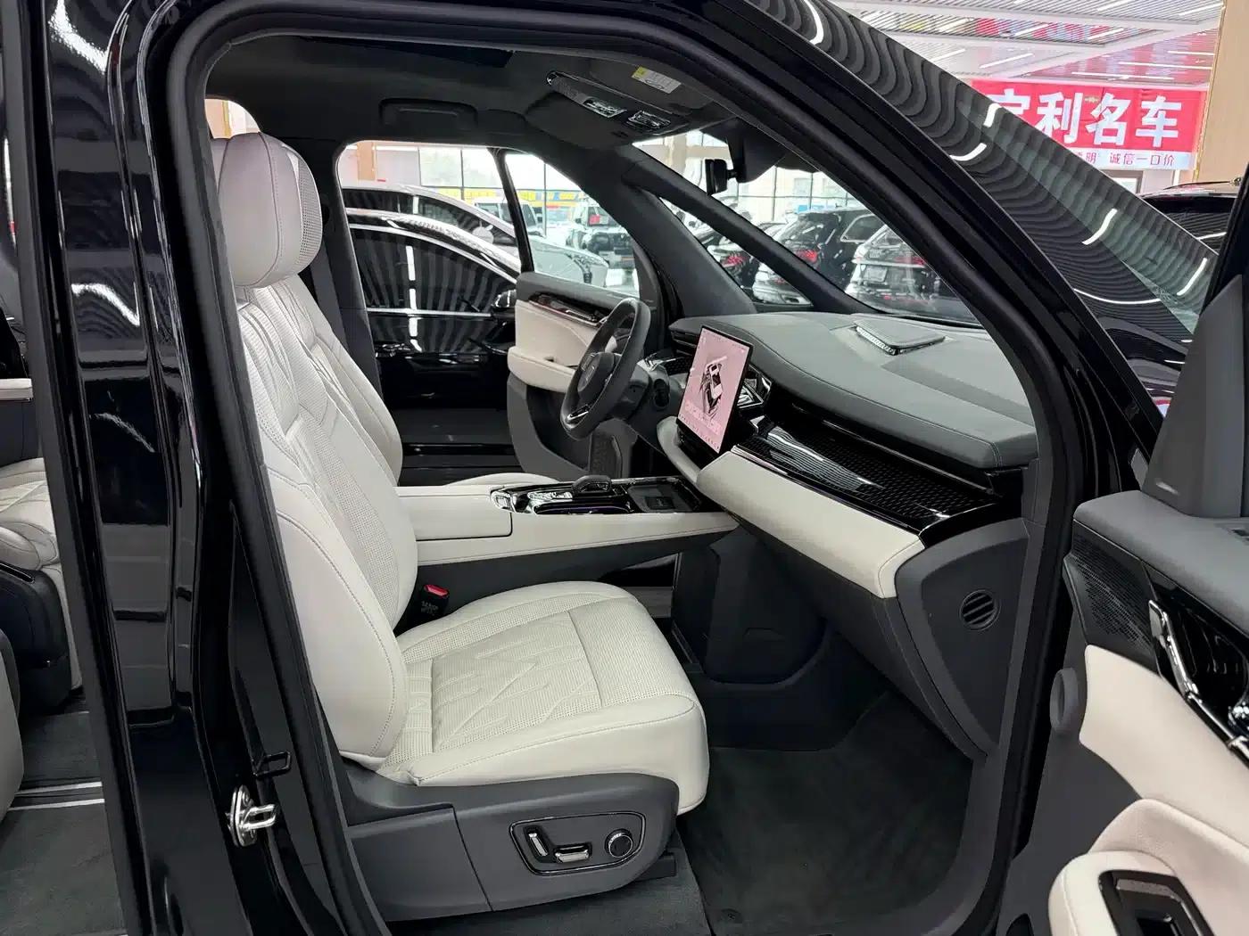 Extreme Krypton 009 2024 Model 7-Seat Aisle Edition 4WD 108kWh — миниатюра 17