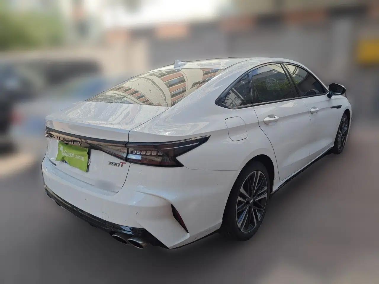 Chery Arrizo 8 2025 2.0T DCT Sport — миниатюра 6