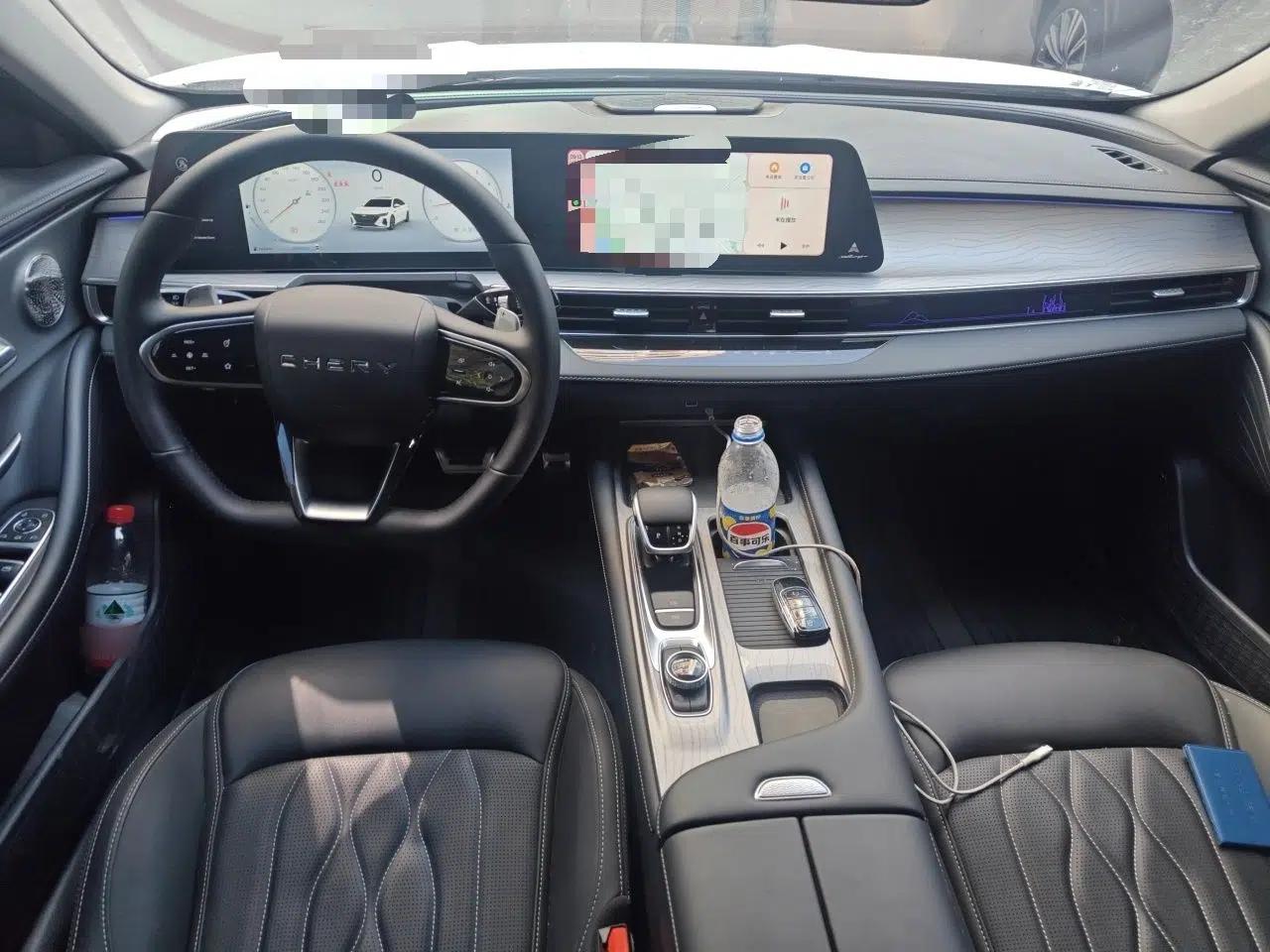Chery Arrizo 8 2025 2.0T DCT Sport — миниатюра 10